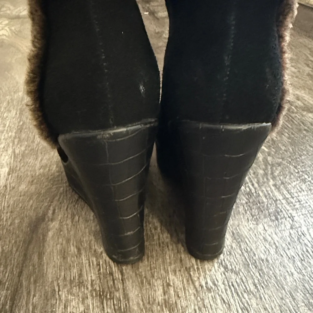 ANTEBI Cold Weather Suede Wedge Bootie 8
